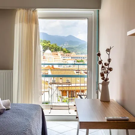 Lejlighed Old - Minimal Urban Retreat