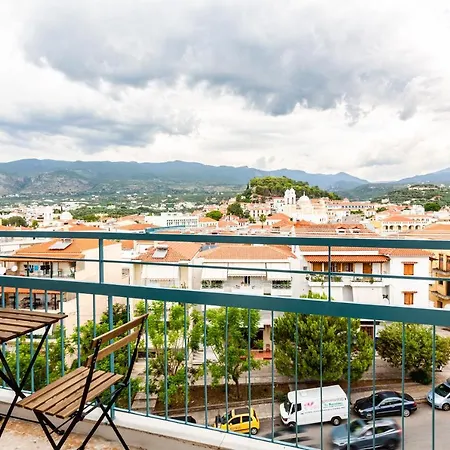 Lejlighed Old - Minimal Urban Retreat