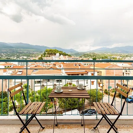 Lejlighed Old - Minimal Urban Retreat