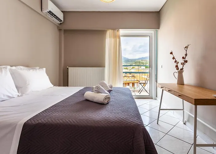 Lejlighed Old - Minimal Urban Retreat Kalamata